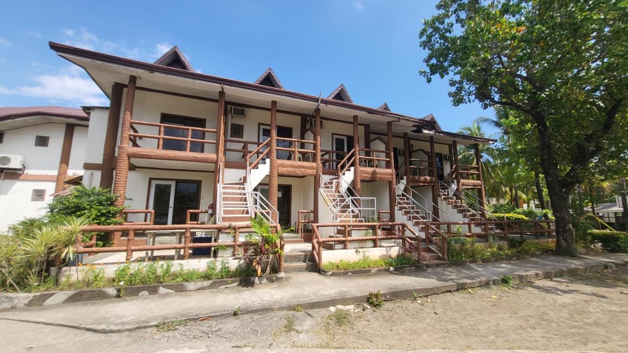 Bakasyunan Resort And Conference Center - Zambales Iba Exterior photo